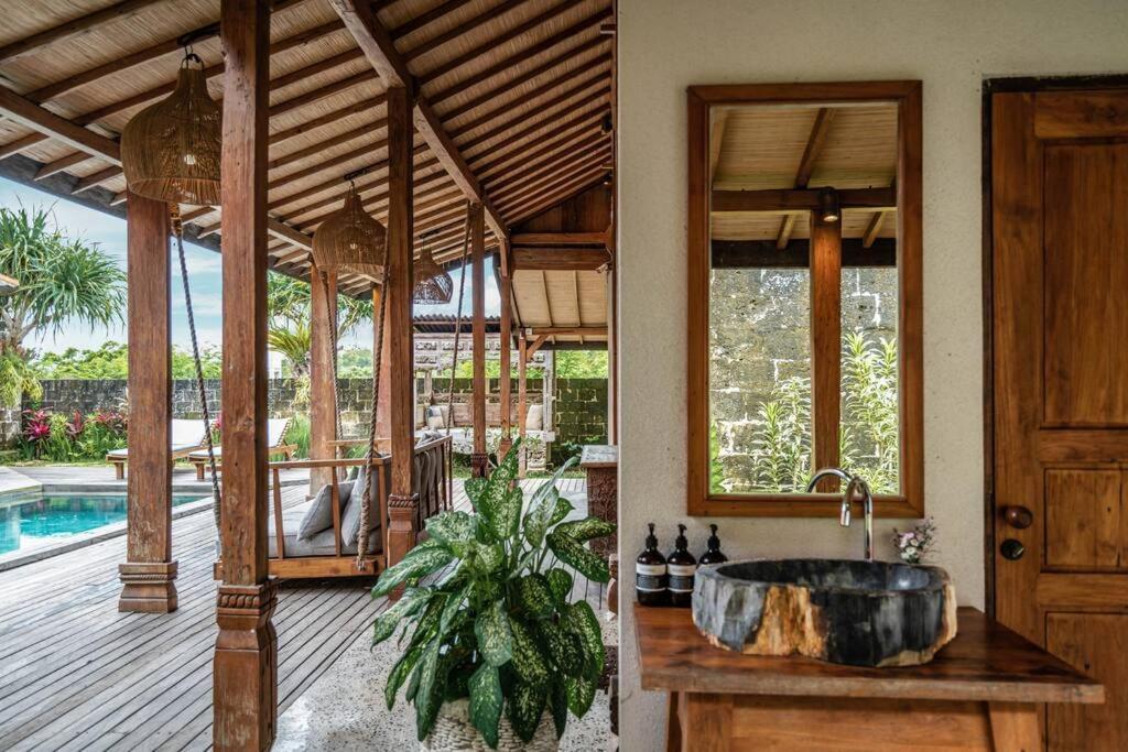 The Padang Villa Jungle Escape 5 Mins Drive From Uluwatu'S Beaches Exterior photo